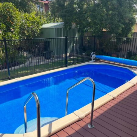3.55 x 2.55 x 1.37m Oval Salt Pool